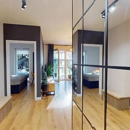 Apart-hotel Prince Witold Near The Market Square 43 Ksiecia Witolda Street 3*