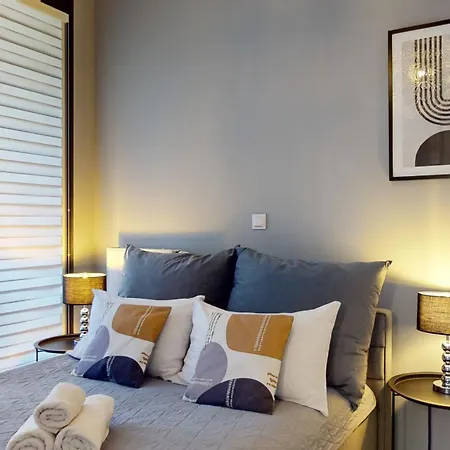 Prince Witold Near The Market Square 43 Ksiecia Witolda Street Апарт-отель 3*