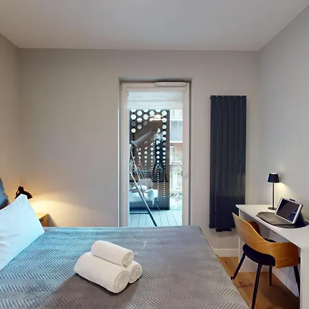 Prince Witold Near The Market Square 43 Ksiecia Witolda Street מלון דירות