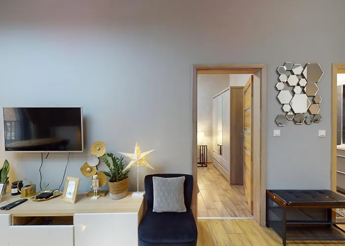 Prince Witold Near The Market Square 43 Ksiecia Witolda Street